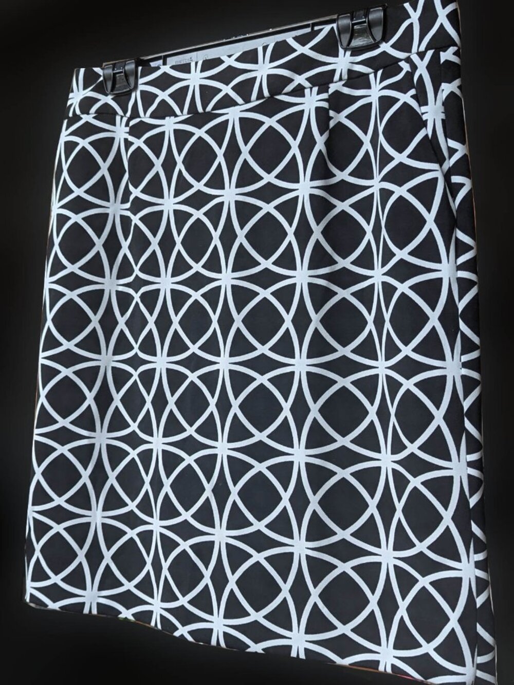Geometric Adrienne Vittadini pencil skirt - 14